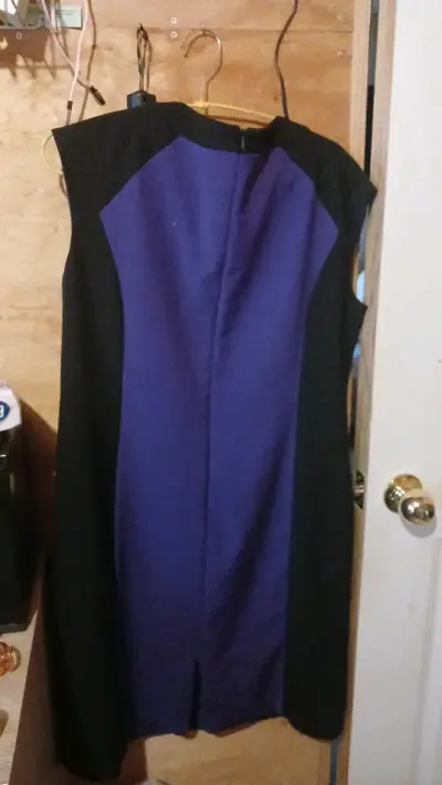 Vestido sin mangas bicolor elegante - miniatura 2