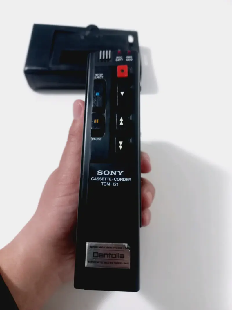 Sony TCM-121 Grabadora y Reproductora Monoaural - 2