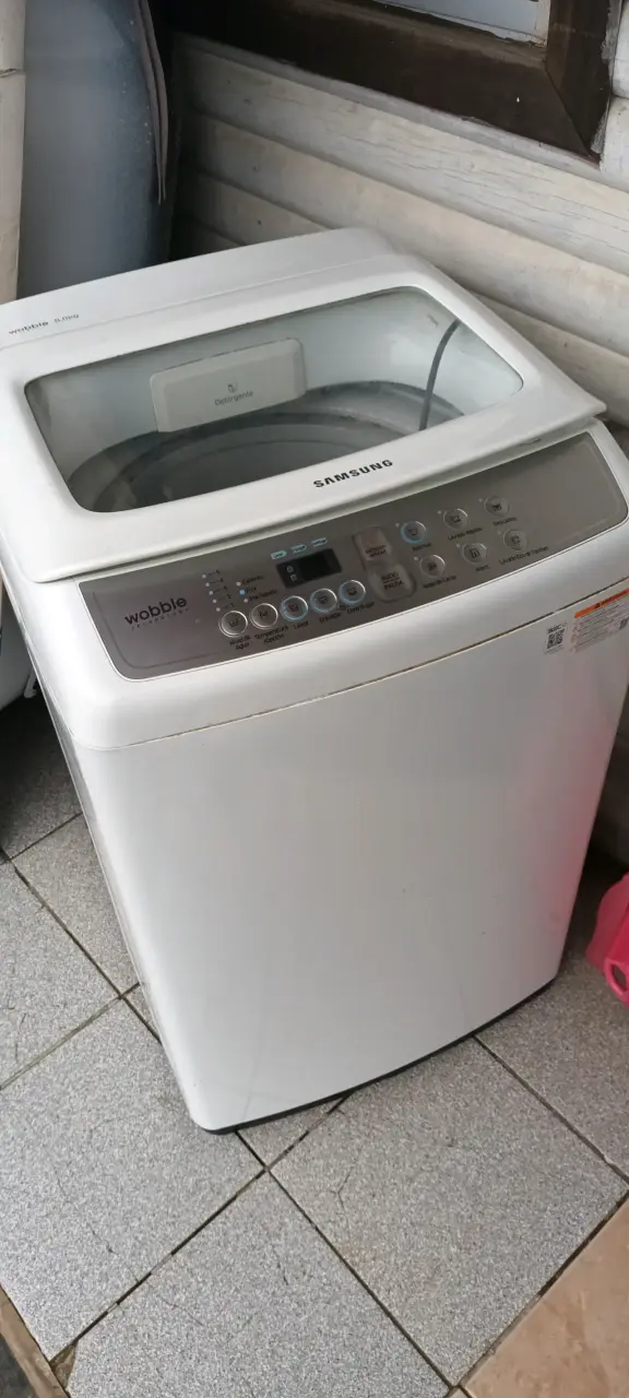 Lavadora Samsung Wobble 8.5 kg en buen estado - 1