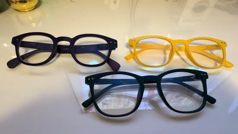Set de 3 lentes de lectura en colores variados - 3