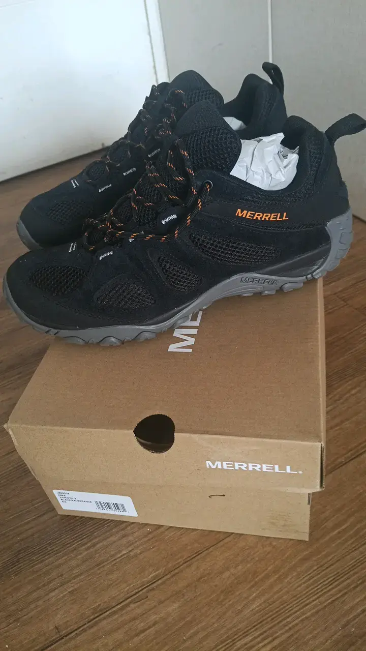 Zapatillas de trekking Merrell negras para hombre - 2