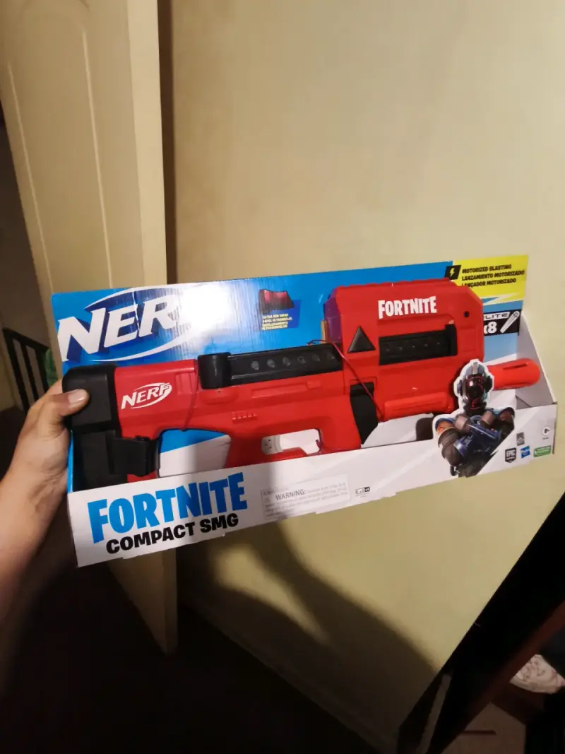 Lanzador Nerf Fortnite Compact SMG Automático rojo