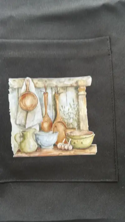 Delantal y gorro de chef negro con diseño - miniatura 5