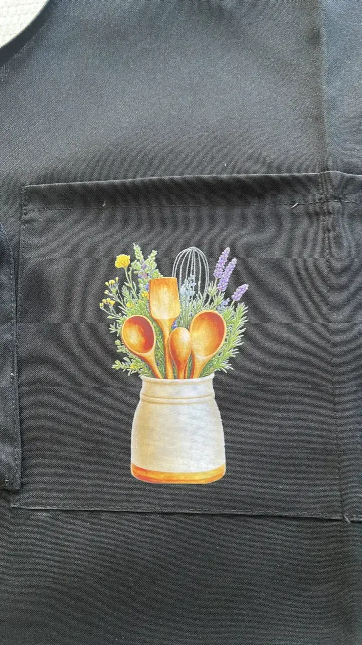 Delantal y gorro de chef negro con diseño floral - 4