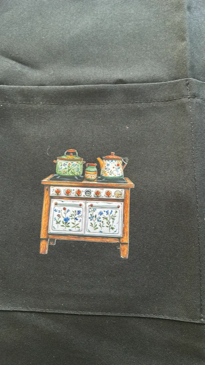 Delantal y gorro de chef negro con diseño bordado - 4