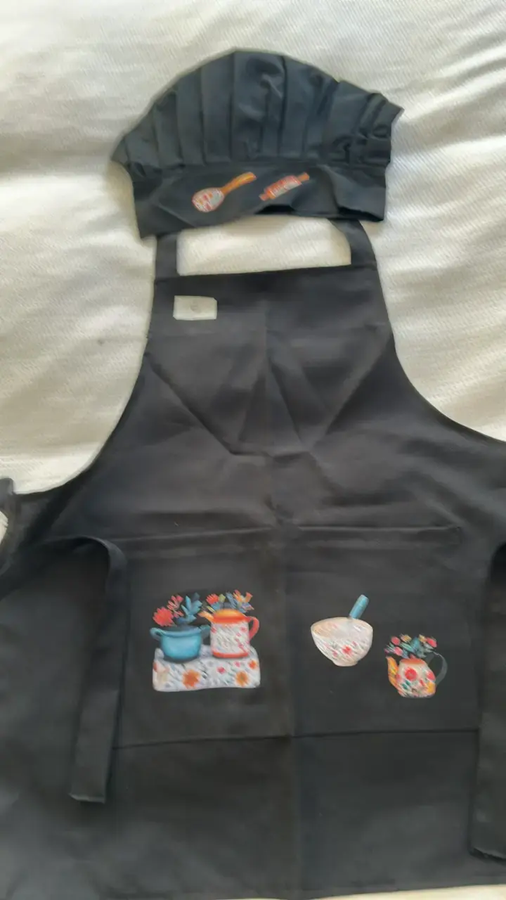 Set de delantal y gorro de cocina negro con estampado floral - 6