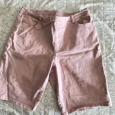 Bermudas rosadas de algodón para hombre - miniatura 1