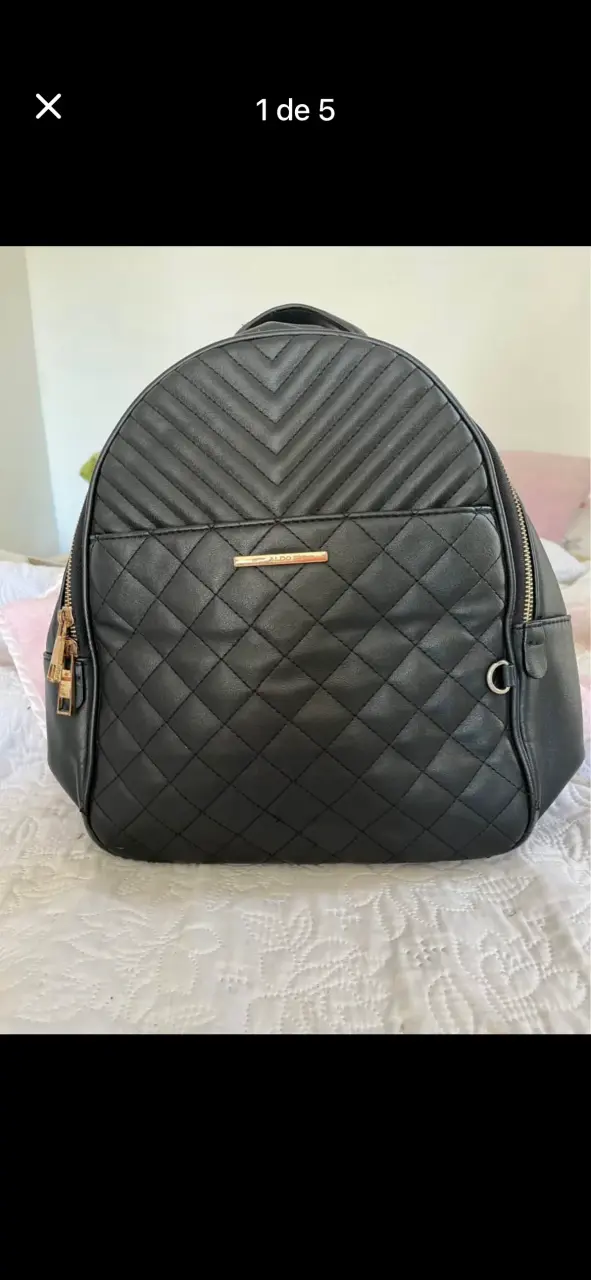 Mochila negra acolchada Aldo elegante