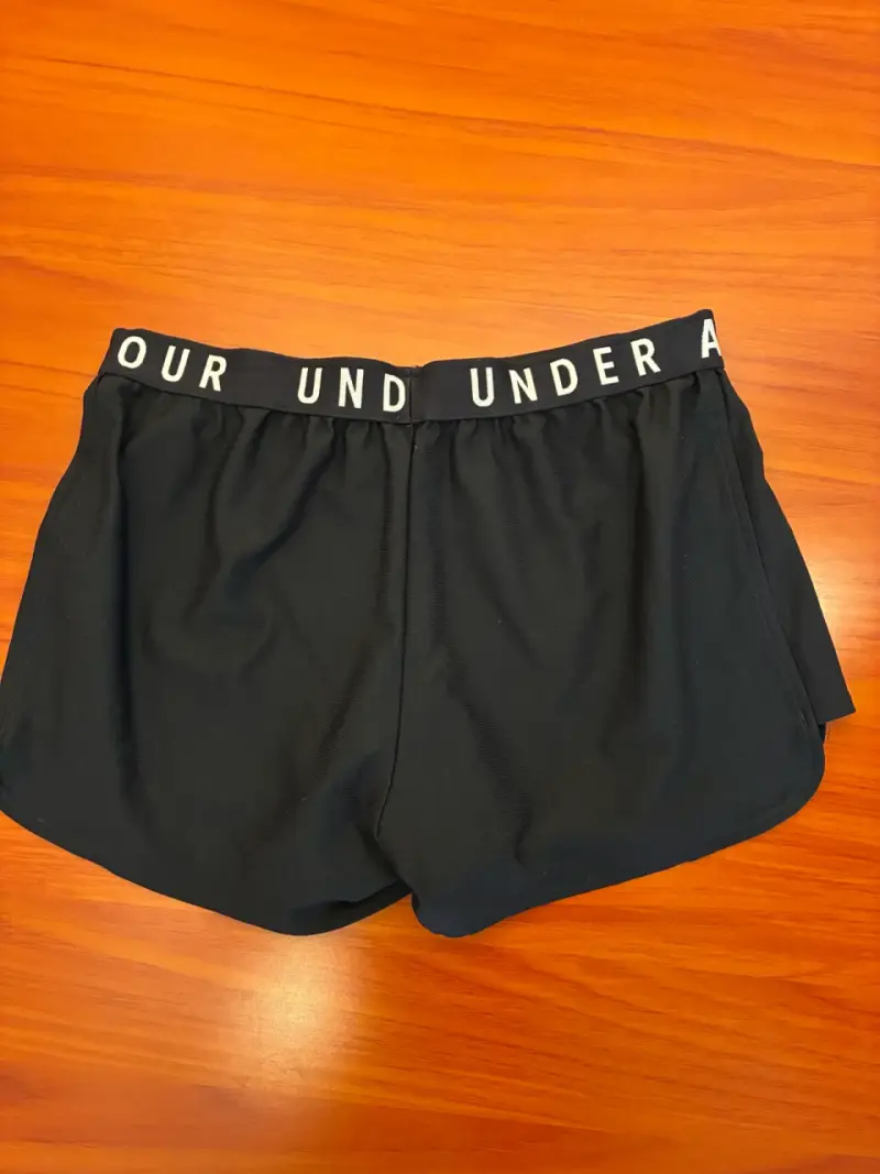 ♻️Shorts deportivos Under Armour HeatGear negros🔥 - 2