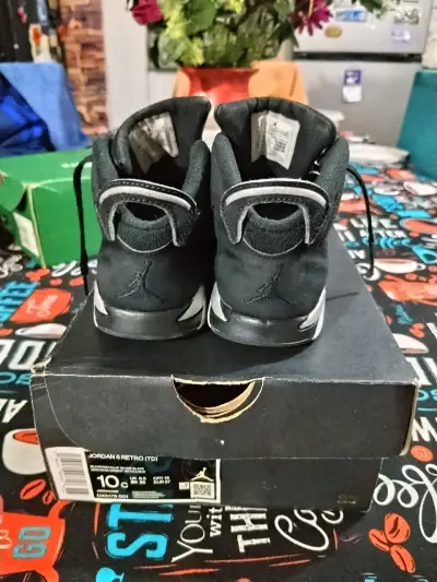 Zapatillas Nike Jordan 6 Retro negras para niños - miniatura 2