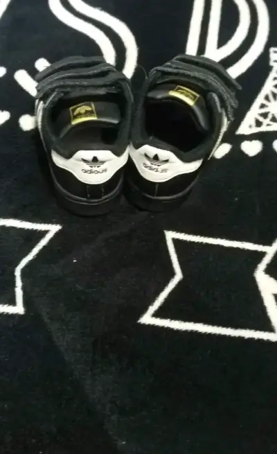 Zapatillas deportivas negras para niños Adidas - miniatura 3