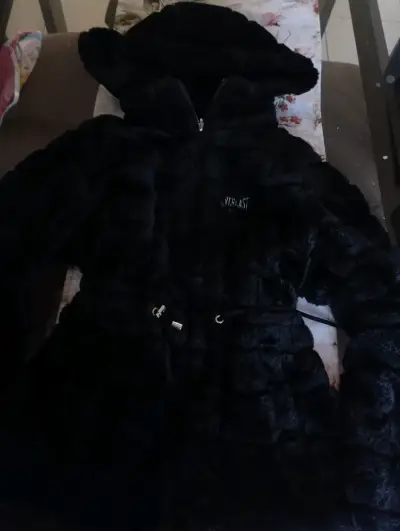 Parka negra con capucha Everlast para mujer - miniatura 4