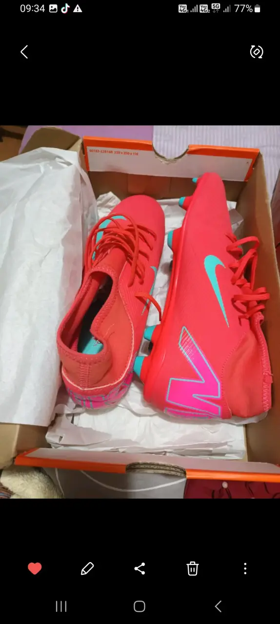 Zapatillas de fútbol Nike rojas para césped - 1
