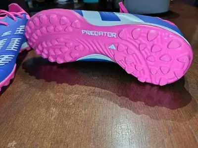 Zapatillas deportivas Adidas Predator azul y rosa - miniatura 4
