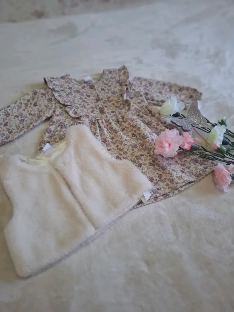 Vestido de bebé con chaleco sin mangas - 3