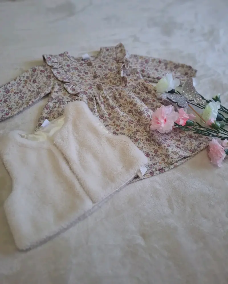 Vestido de bebé con chaleco sin mangas - 4