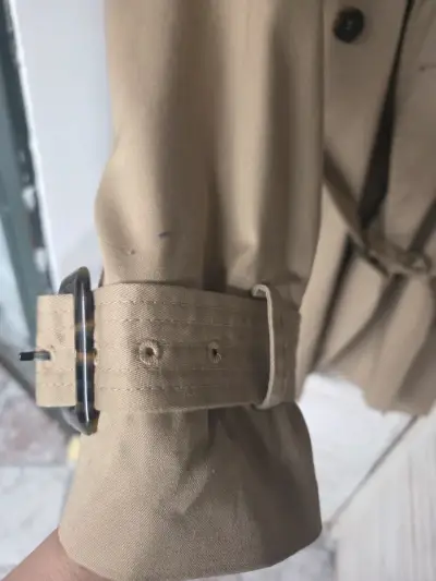 Trench coat beige H&M para mujer - miniatura 2