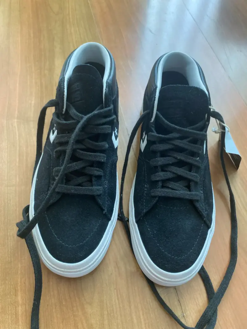 Zapatillas negras de gamuza Converse personalizadas - 2