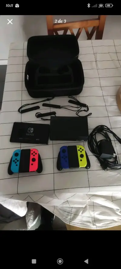 Consola Nintendo Switch con Joy-Con y estuche - miniatura 1