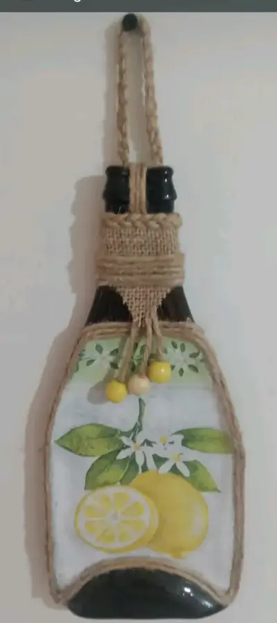 Botella decorativa con diseño de limones - miniatura 2