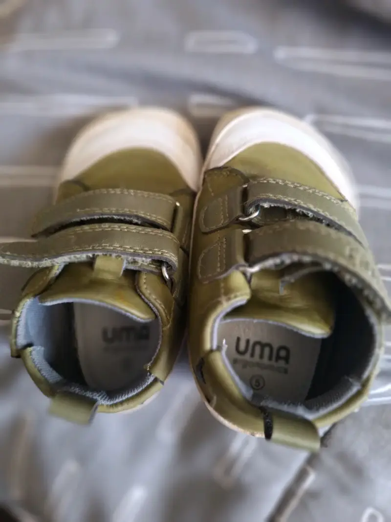 Zapatillas de bebé verde con velcro UMA talla 5 - 2