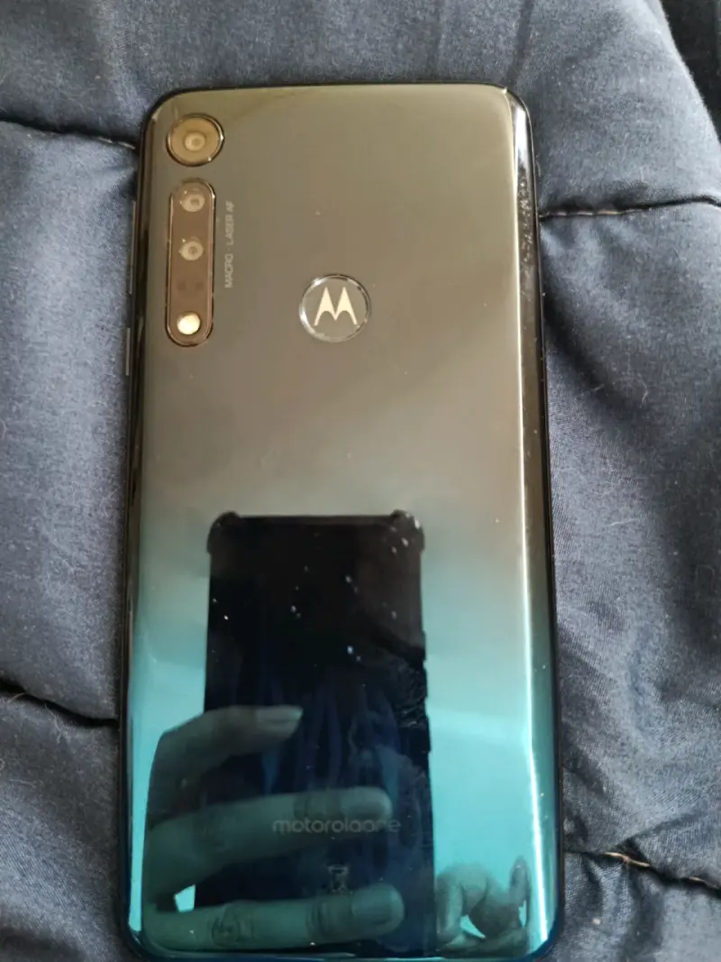 Smartphone Motorola One con cámara triple - 2