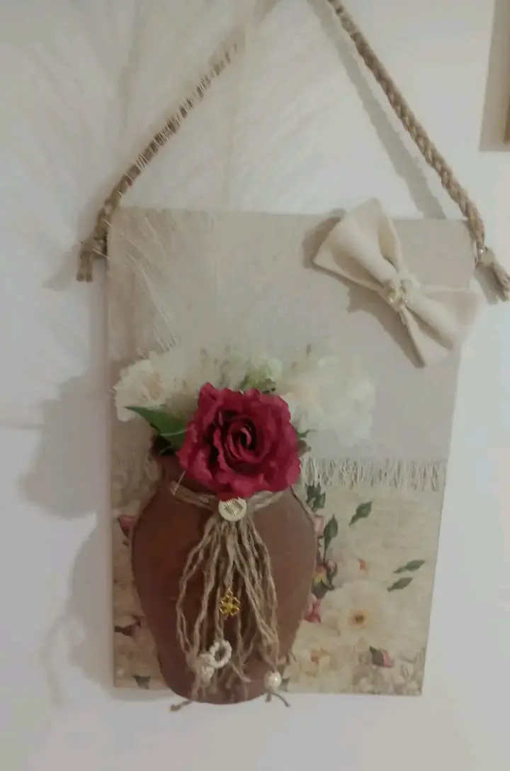 Cuadro Decorativo con Flores y Lazo - 2