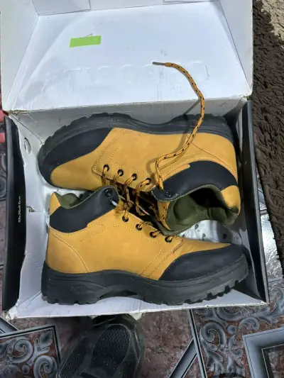 Botas de Hombre Talla 42 Amarillas - miniatura 1