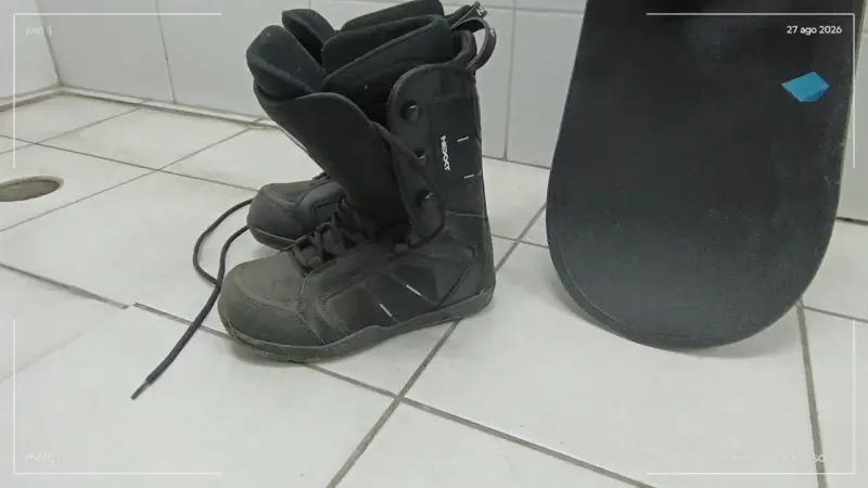 Tabla de Snowboard Burton con Botas Next - 2