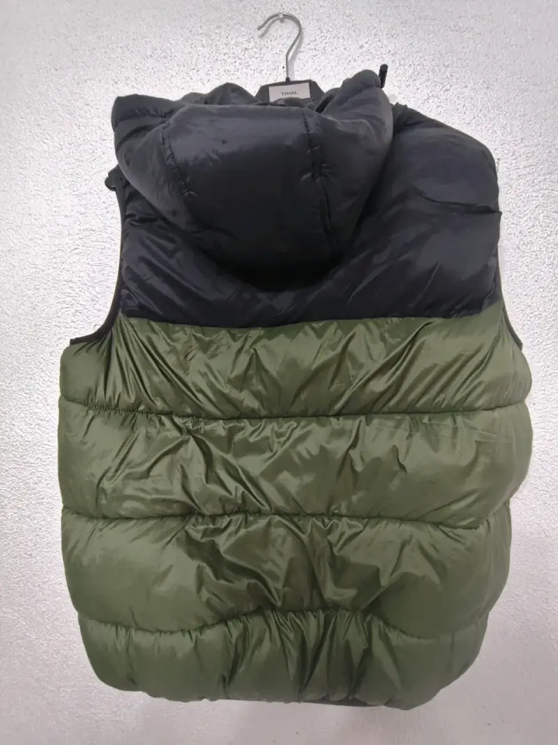 Chaqueta acolchado bicolor con capucha FSP - 2