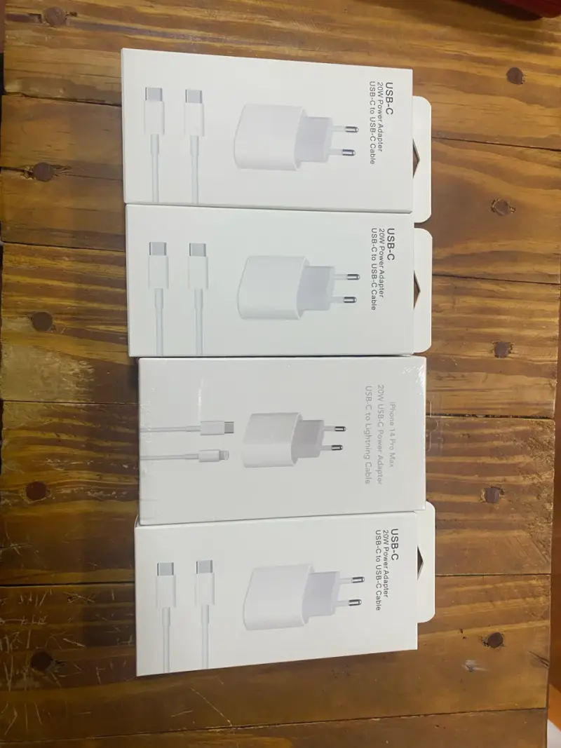 Cargador USB-C 20W con Cable para iPhone - 4