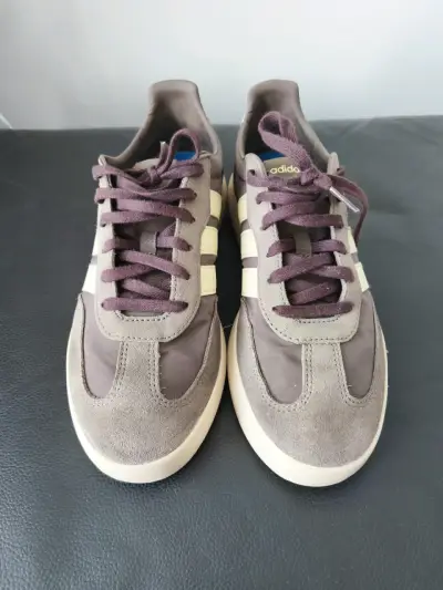 Zapatillas Adidas - miniatura 2