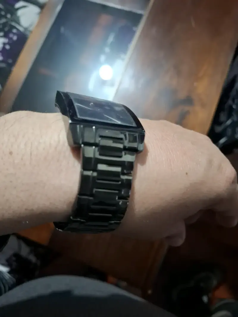 Reloj Guess para hombre con correa de acero - 2
