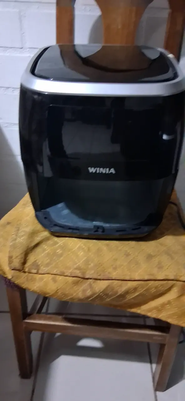 Freidora de Aire Winia 7L 1800W con detalle las 3 - 2