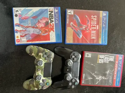 Consola Sony PS4 con dos controles - miniatura 5