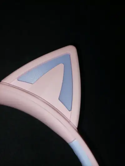 Audífonos Bluetooth o con cable, con luces - miniatura 1