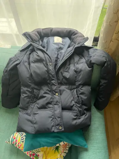 Chaqueta acolchada azul marino Esprit para mujer - miniatura 1
