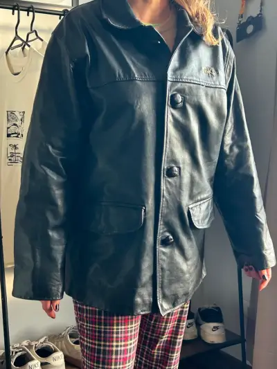 Chaqueta de cuero negra Calvin Klein - miniatura 1