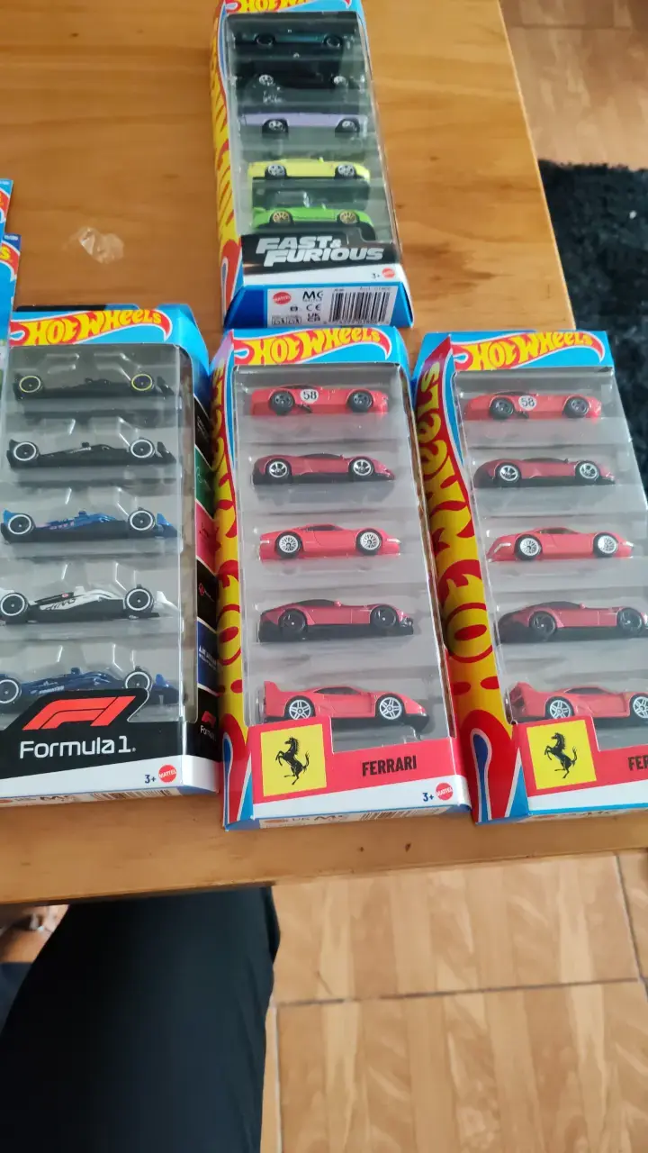 Set de Autos Hot Wheels Ferrari ,F1 Fast & Furious
