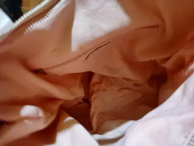 Bolso tote beige con asas de cuero - miniatura 1