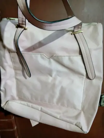 Bolso tote beige con asas de cuero - miniatura 4
