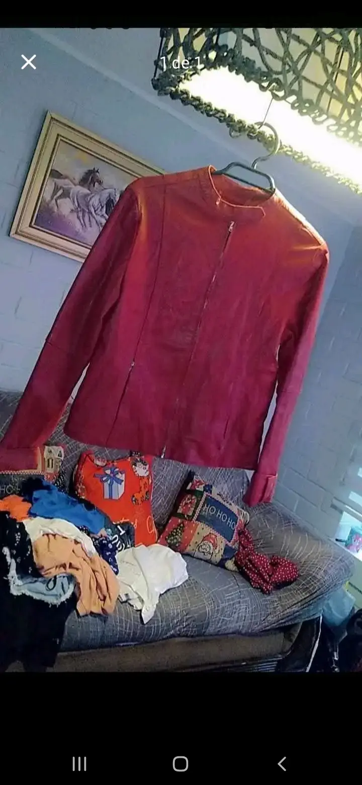 Chaqueta de cuero Talla M roja para mujer