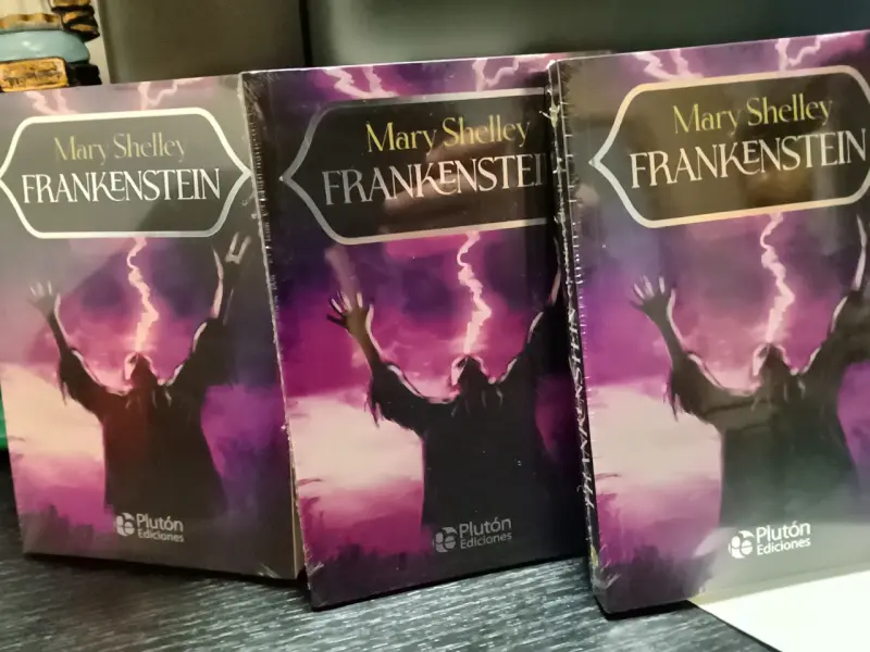 Libro Frankenstein de Mary Shelley Edición Plutón