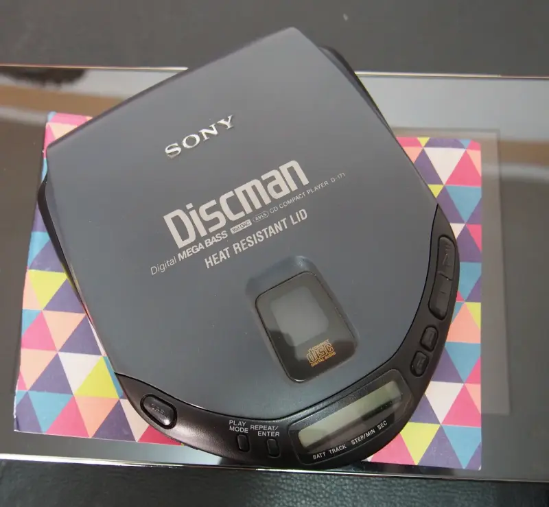 Reproductor de CD portátil Sony Discman D-171 - 1
