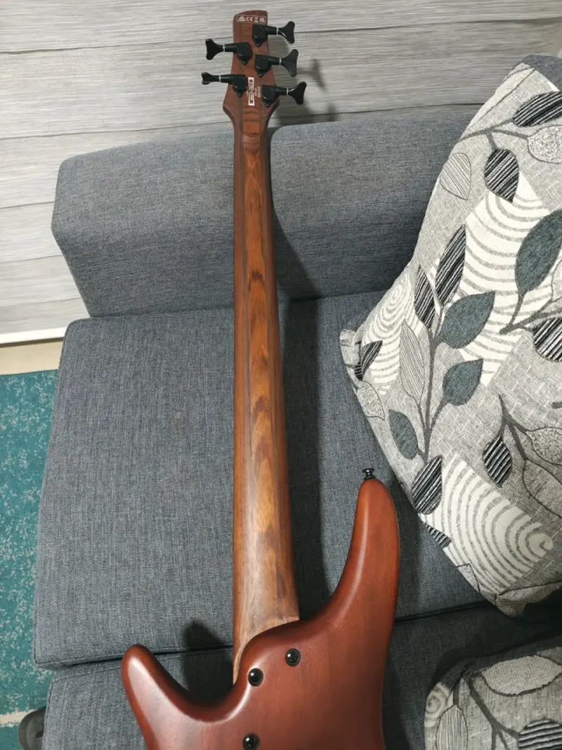 Bajo eléctrico de 5 cuerdas Ibanez SR505e - 3