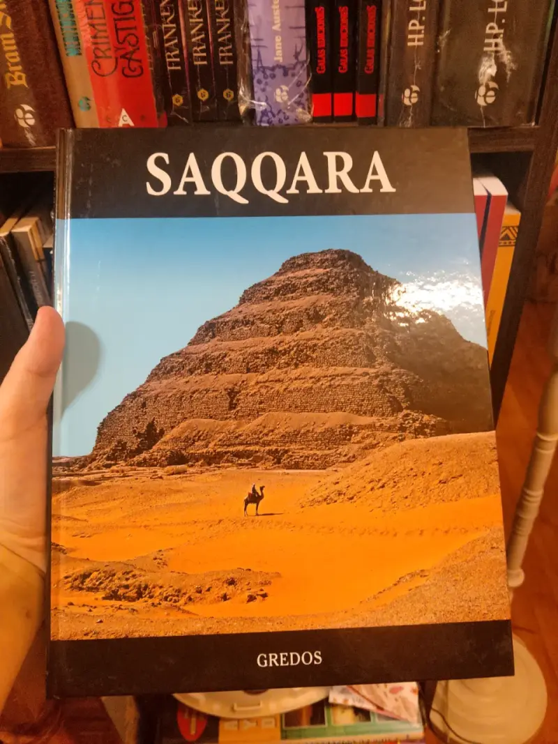 Libro Saqqara de Gredos sobre arqueología