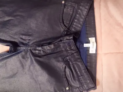 Jeans ajustados azul oscuro Mango para mujer - miniatura 2