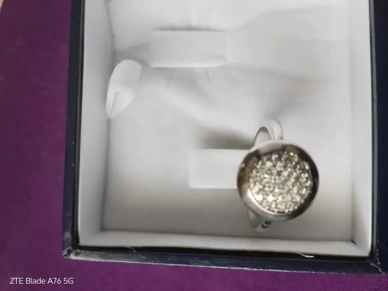 Anillo de oro blanco y brillantes genuinos - 1