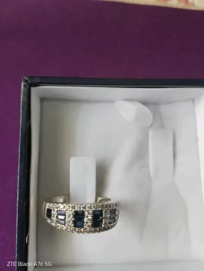 Anillo de oro blanco y brillantes genuinos - miniatura 3