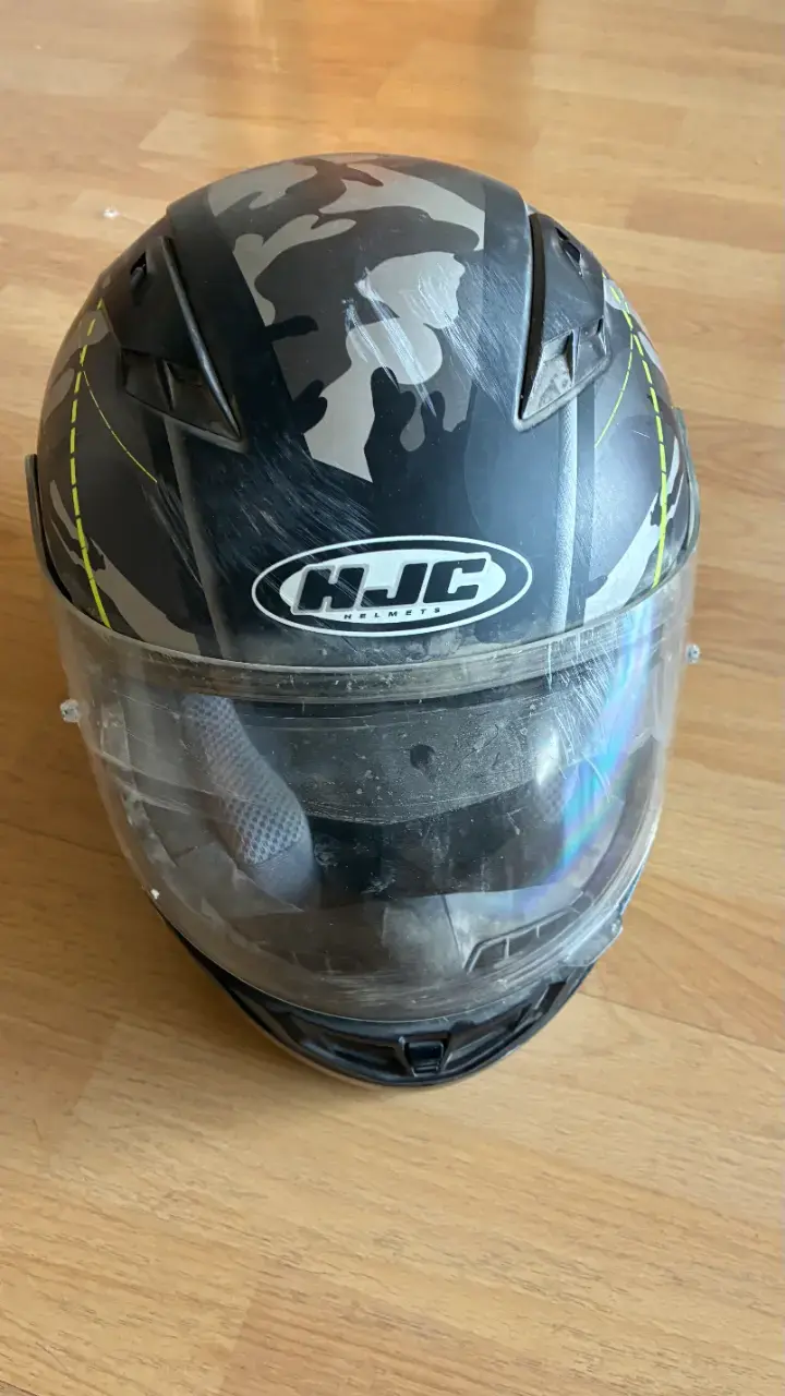 Casco de moto HJC talla M - 1